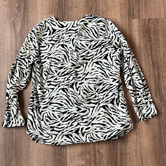 Michael Kors Animal Print Lace Front Blouse Size PL - Picture 7 of 12